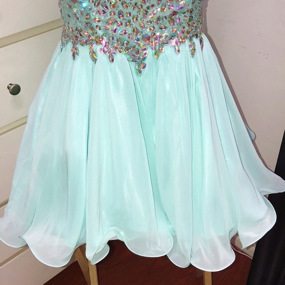👗GORGEOUS IRIDESCENT GEMSTONE PRINCESS DRESS XL✨ - Picture 6 of 8